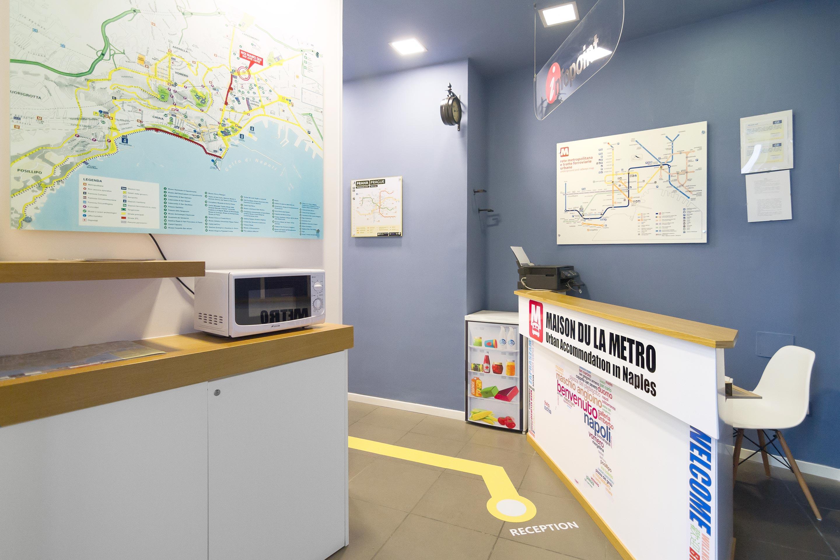Maison Du La Metro Наполи Екстериор снимка